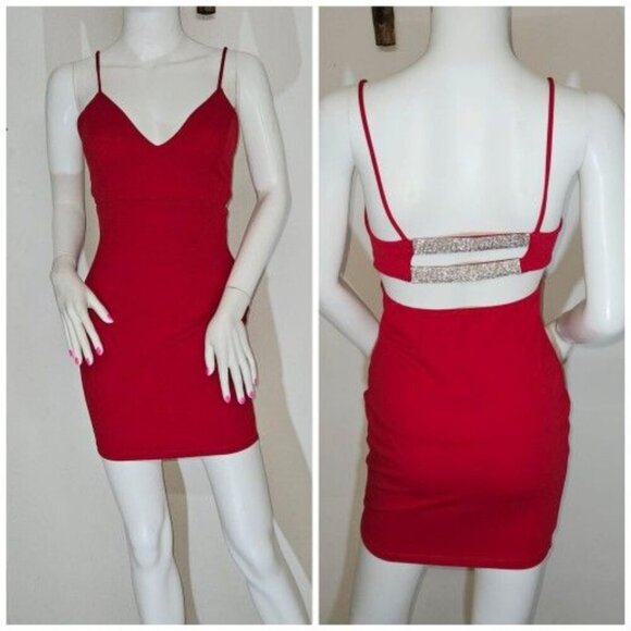 NWOT Red Windsor Mini Dress - Picture 1 of 3